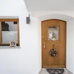 14 Mit Infrarotkabine